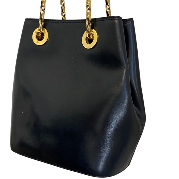 Celine w/ COA Navy Leather Bucket Shoulder Bag w/ Gold Hardware Chain Authentic - Picture 4 of 16